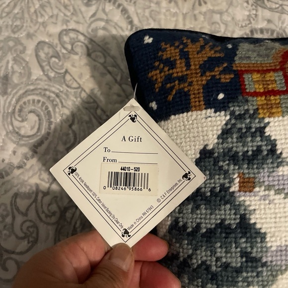 Beautiful Christmas Throw Pillow Needlepoint Frosty Snowman - Picture 5 of 10